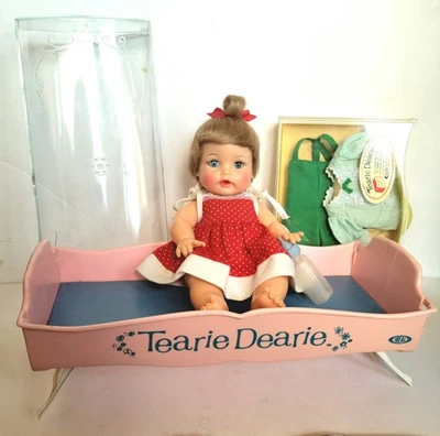 Vint 1960s Ideal Tearie Dearie Doll with Orig OF, Bottle, Bed & Extra OF VGC - Image 1 of 4