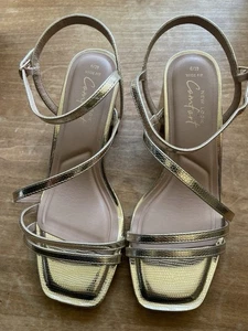 New ‘new Look’ Sandals - Size 6. Gold Strappy Heels. Never Worn - Picture 1 of 3