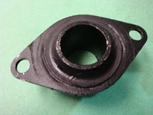 0117(1200)Z1 Jaguar 6 Cyl. XKE & Sedan Rear Engine Stabilizer Mount - Picture 1 of 3