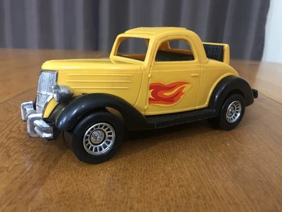 VINTAGE STROMBECKER 1936 YELLOW FORD COUPE HOT ROD PLASTIC USA TOY NICE - Image 1 of 4