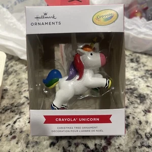 Hallmark Crayola Unicorn horse pony mutlicolor crayon - Picture 1 of 4