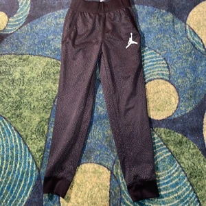 kids jordan sweatpants Small - Picture 1 of 6
