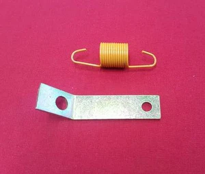 FORD FALCON CARBY ACCELERATOR RETURN SPRING & BRACKET FOR HOLLEY XW XY GT HO - Picture 1 of 1
