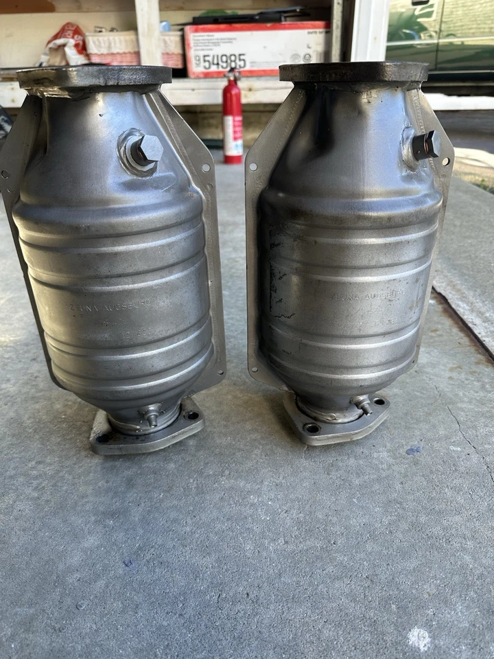 Convertidores catalíticos Ferrari Testarossa 1984-1991 Foto 1 de 4