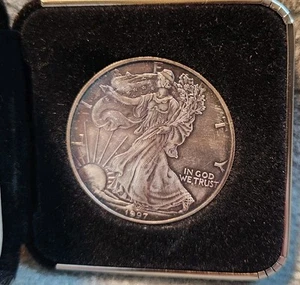 Dollaro American Eagle 1997 1 oz argento con custodia - Foto 1 di 7