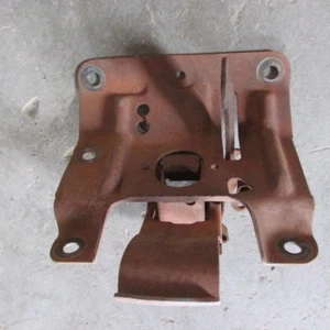 68 69 70 71 72 CHEVROLET NOVA CHEVY II ORIGINAL GM HOOD LATCH ASSEMBLY  - Picture 1 of 2