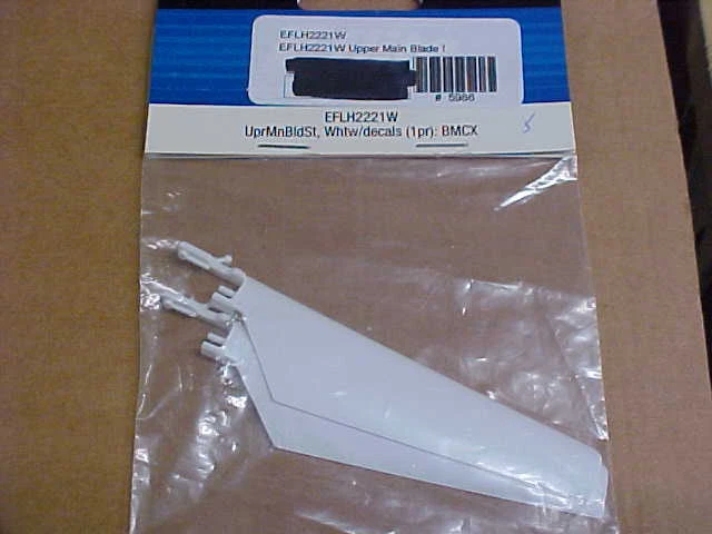 E-FLITE HELICOPTER PART - EFLH2221W = UPPER MAIN BLADE SET, WHITE. : BMCX  - Image 1 of 1