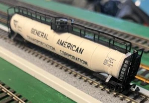 N Scale Minitrix General American 65' Jumbo Tanker with Rapido couplers OB - Picture 1 of 1