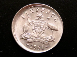 Australia. 1961 Mistruck Error Sixpence.. Lip to 2mm at side.. UNC - Full Lustre - Picture 1 of 4