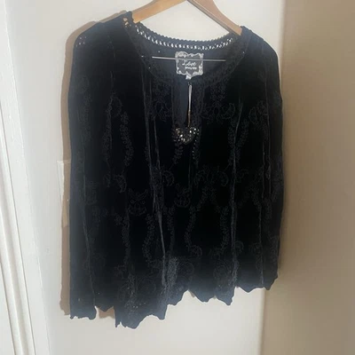 Blusa de terciopelo bordada Johnny was negra Althea XS NUEVA CON ETIQUETAS mezcla de seda  Foto 1 de 4