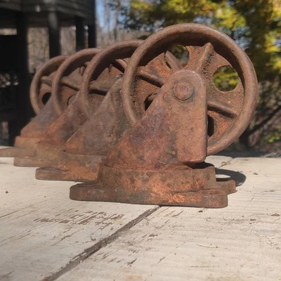 Bond 1934 Cast Iron Tobacco Dolly Set 4 Steel Swivel Wheels Vintage Industrial - Image 1 of 4