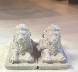 New Handmade Miniature 1:12 Dollhouse Lion Statues Lying Down - Picture 1 of 1