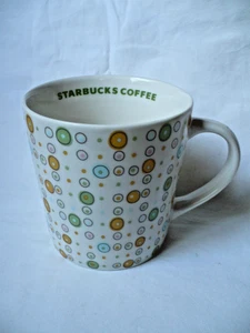 Tazza Starbucks, cerchi in ceramica multicolore, punti, sfondo bianco, 2005, 16 once - Foto 1 di 6