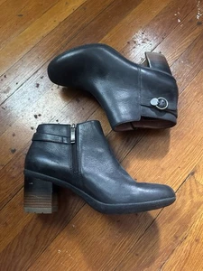 Stivaletti Dansko Perry neri in pelle punta tonda zip tacco a blocco tg EU40/US9.5-10 - Foto 1 di 9