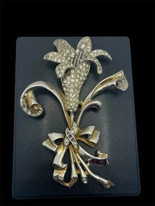Lily oversized clear rhinestone flower gold tone vintage brooch pin - Picture 1 of 17