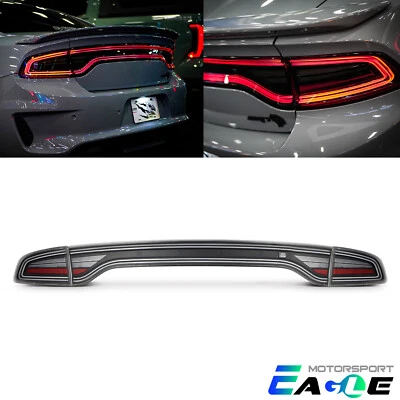 Luces traseras LED prismáticas serie NOVA para Dodge Charger 2015-2023 negras Foto 1 de 4