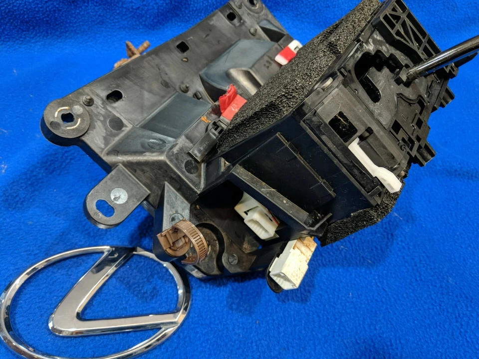 Lexus LS600H 2008-2010 palanca de cambios selectora de piso cambiador de marchas OEM Foto 1 de 4