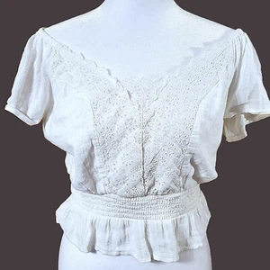 NWT American Eagle White Eyelet Lace Off the Shoulder Top Size S Peasant Blouse - Picture 1 of 12
