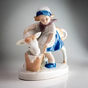 Carl Schneiders Erben Porzellan Figur Mädchen + Kalb Milchmädchen 1859 Scherenzeichen - Bild 1 von 11