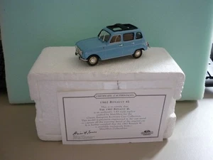 Matchbox Dinky 1:43 Die-Cast Model, 1962 Renault 4L, Excellent Condition, Boxed. - Picture 1 of 7