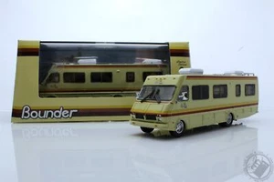 1986 Fleetwood Bounder Motorhome / RV Exclusive 1:64 Scale Diecast Model Vintage - Picture 1 of 12