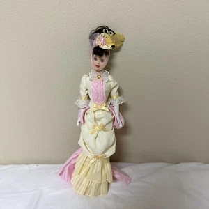 Mrs. P.F.E. Albee Barbie Puppe Avon Exclusive Special Edition 1997 Mattel Spielzeug - Bild 1 von 3