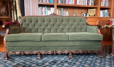 Sofá y sillón victoriano acolchado Foto 1 de 4