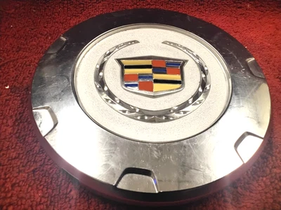 Cadillac Escalade: 2007, 2008, 2009, 2010, 2011, 2012, 2013-2014, tapa central de 8" Foto 1 de 4