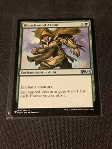 Magic the Gathering 2019 Mystery Booster Blanchwood Armor - Imagen 1 de 2