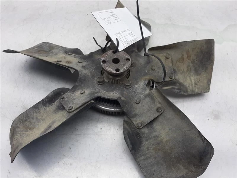 Hoja de ventilador eléctrico 85-95 GMC Sierra 2500 15547033 Foto 1 de 4