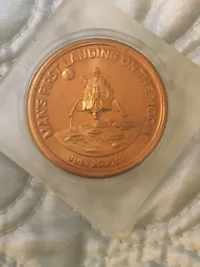 Apollo 11 Mission July 20, 1969 Commemorative Coin - Picture 1 of 4