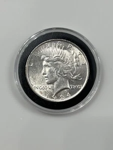 Dólar de plata P Peace 1924 90 % moneda de plata de Estados Unidos cruda en cápsula Filadelfia - Imagen 1 de 3