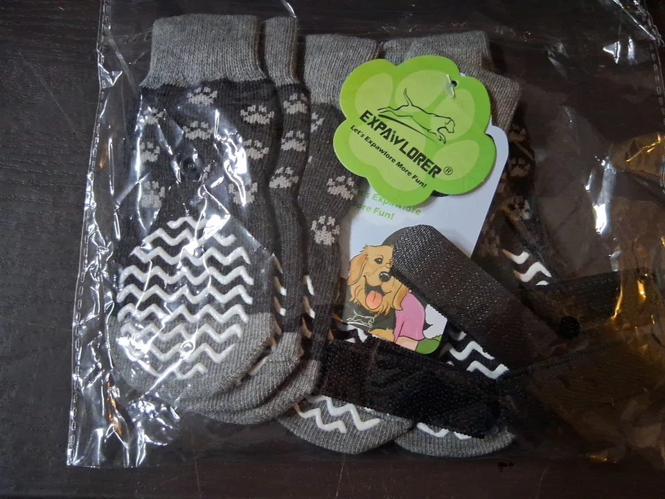 Juego completo de calcetines grises grandes para perro sin usar sin devoluciones Foto 1 de 1