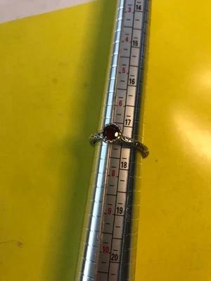 Anillo James Avery piedra natal apreciada granate de plata de ley, talla 8 Foto 1 de 4