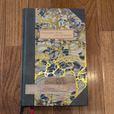 Vampiro de Mil Años ~ Solitario Solo RPG Libro Tapa Dura Narrativo Juego de Rol Foto 1 de 3