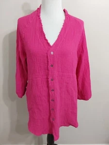 *NWT* Genjun Womens Small Pink Button Up Shirt With Side Pockets #734 - Picture 1 of 2