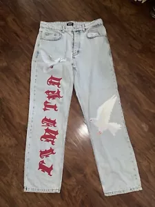 boohoo man Panel Jeans 32s Slim Relaxed Fit Red Text Dove Print Jean Distressed - Picture 1 of 16