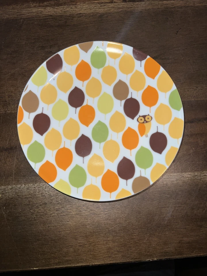 Plato de ensalada Rachael Ray Little Hoot Owl marrón verde amarillo naranja hojas Foto 1 de 4