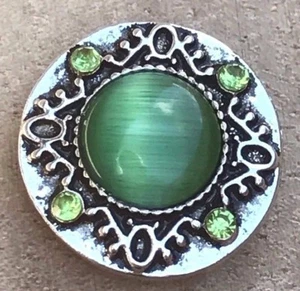 Green Interchangeable Snap Button Charm Noosa Chunk 18mm  or Snap Jewelry - Picture 1 of 4