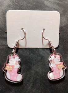 Handmade Hello Kitty Christmas flat back acrylic hook earrings - Picture 1 of 4