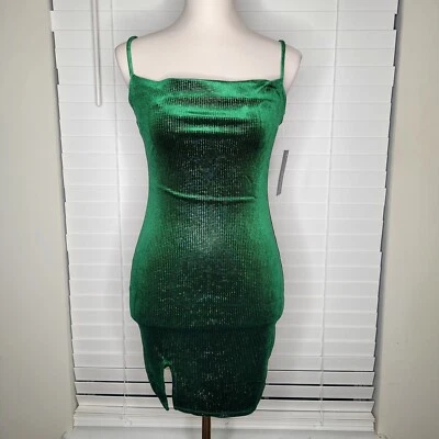 Vestido Corto de Fiesta Liz & Sarah Talla S Terciopelo Verde Esmeralda Oz Malvado Nuevo con Etiquetas Foto 1 de 4