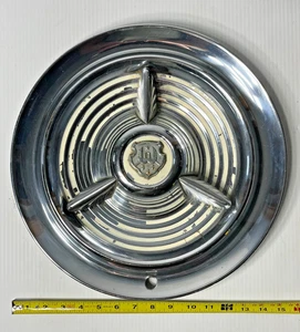 1953 Oldsmobile Fiesta Hubcap Original 15" 1954 1955 Spinner Hub Cap - Picture 1 of 6