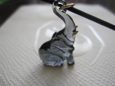 Swarovski Crystal Elephant Pendant Elegant Necklace Exclusive Accessories  C741 - Imagem 1 de 4