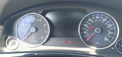 Touareg OE 2017 velocímetro medidor grupo 92 k millas Volkswagen Foto 1 de 4