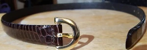 Ann Taylor genuine leather belt gold toned buckle size 28 brown alligator design - Picture 1 of 5