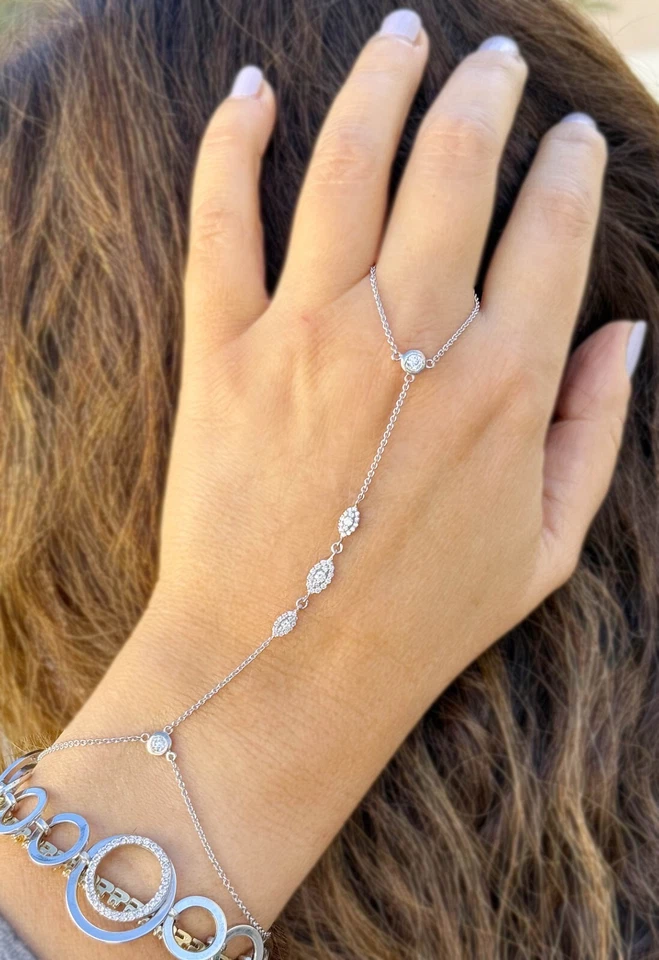 Brazalete de dedo de oro blanco de 14K anillo de diamantes de laboratorio brazalete de cadena 0,85 ctw Foto 1 de 4