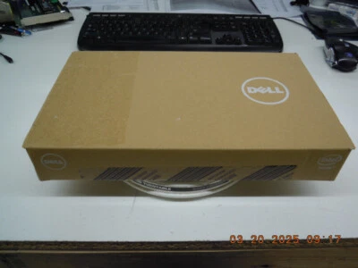 New Dell Venue 10 Pro 5055 10.1" Tablet | Atom @ 1.33GHz CPU | 2GB  | 32GB SSD - Image 1 of 4