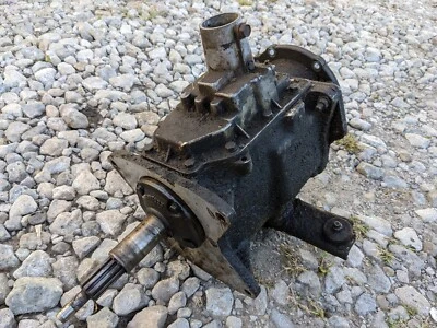 1980 - 1982 Jeep J10 J20 Pickup Truck 4.2L Engine 4 Speed MANUAL TRANSMISSION MT - Image 1 of 4