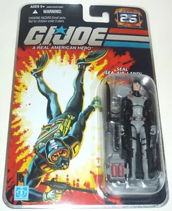 G.I.JOE 2008 LT. TORPEDO MOC FOIL CARD NEU & OVP GI JOE 25TH ANNIVERSARY COBRA - Bild 1 von 2