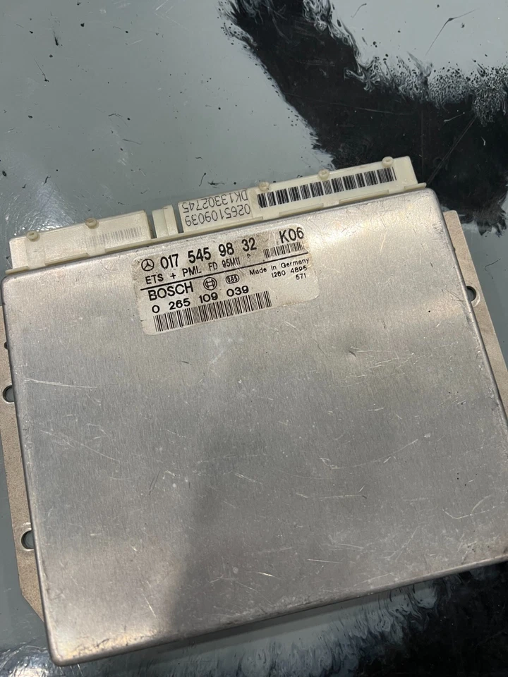 1996 Mercedes Benz S320 Control Module  0175459832  /  017 545 98 32 - Image 1 of 1
